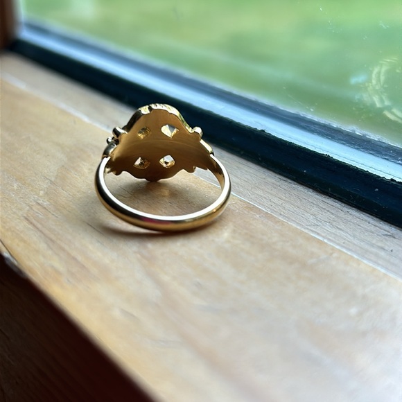 Avon Ring Faux Pearl Rhinestone Size 8 - Picture 2 of 5